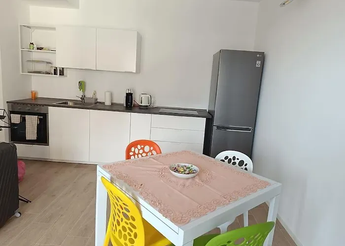 Eden House Apartament Lecco